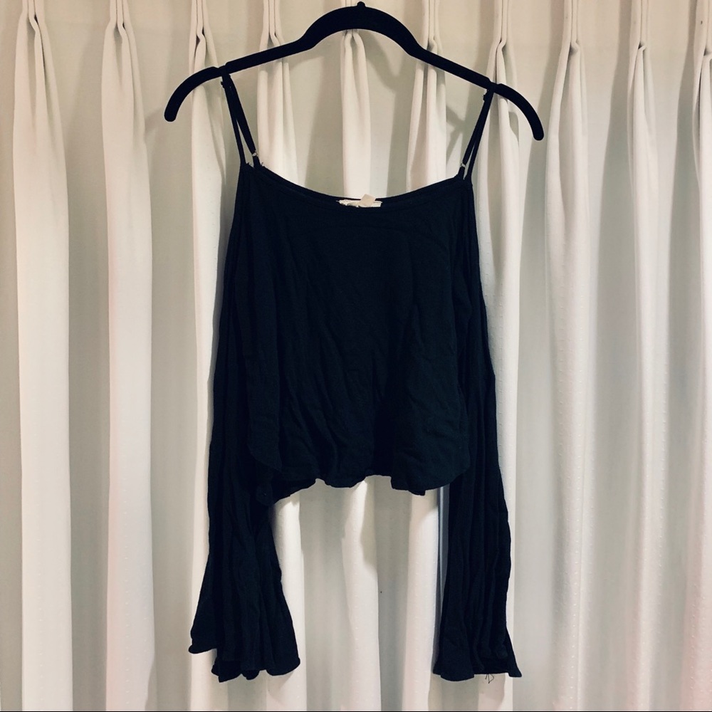 uo silence + noise landon cold-shoulder blouse